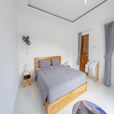Batur Kencana Villa Mitra Reddoorz Baturaja  외부 사진