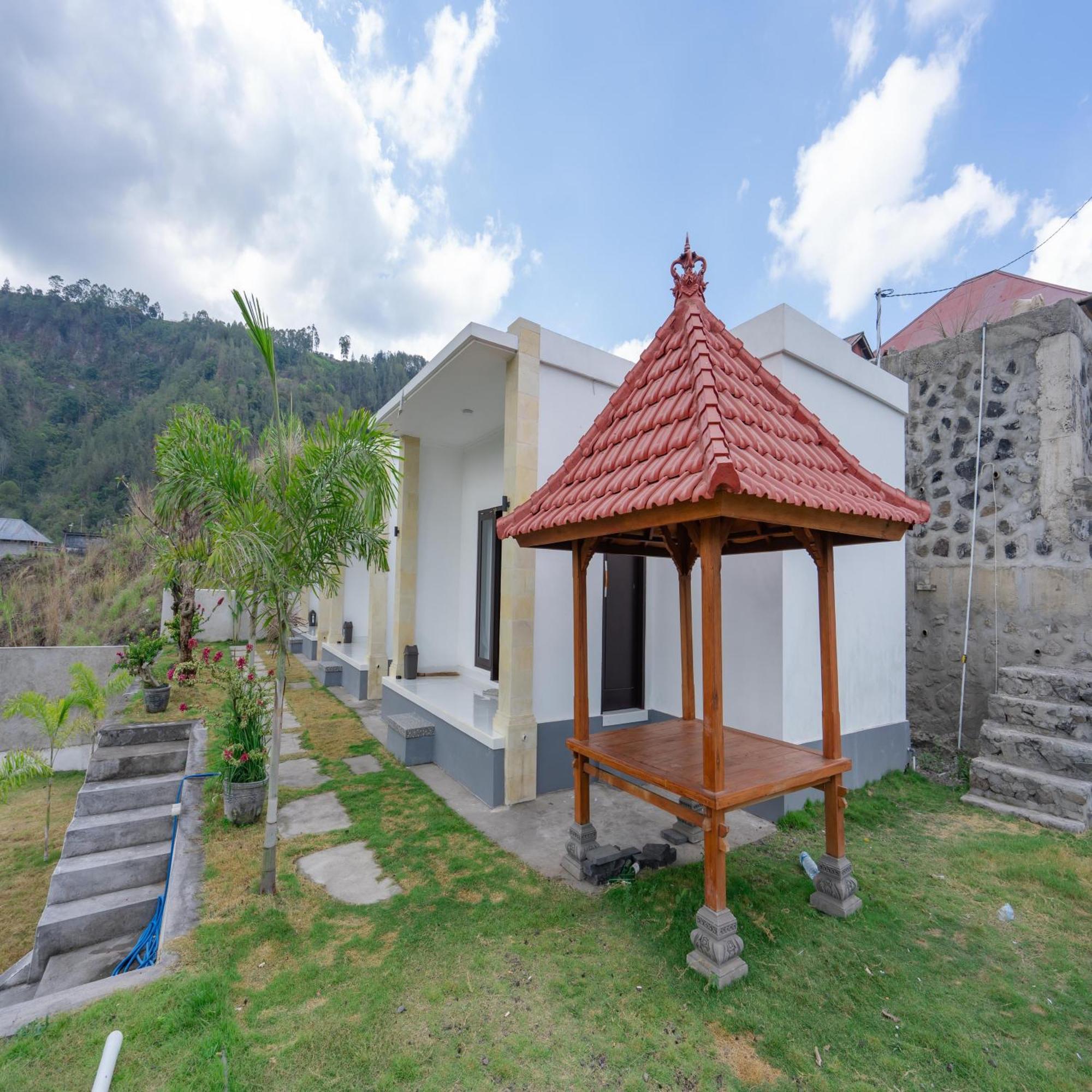 Batur Kencana Villa Mitra Reddoorz Baturaja  외부 사진