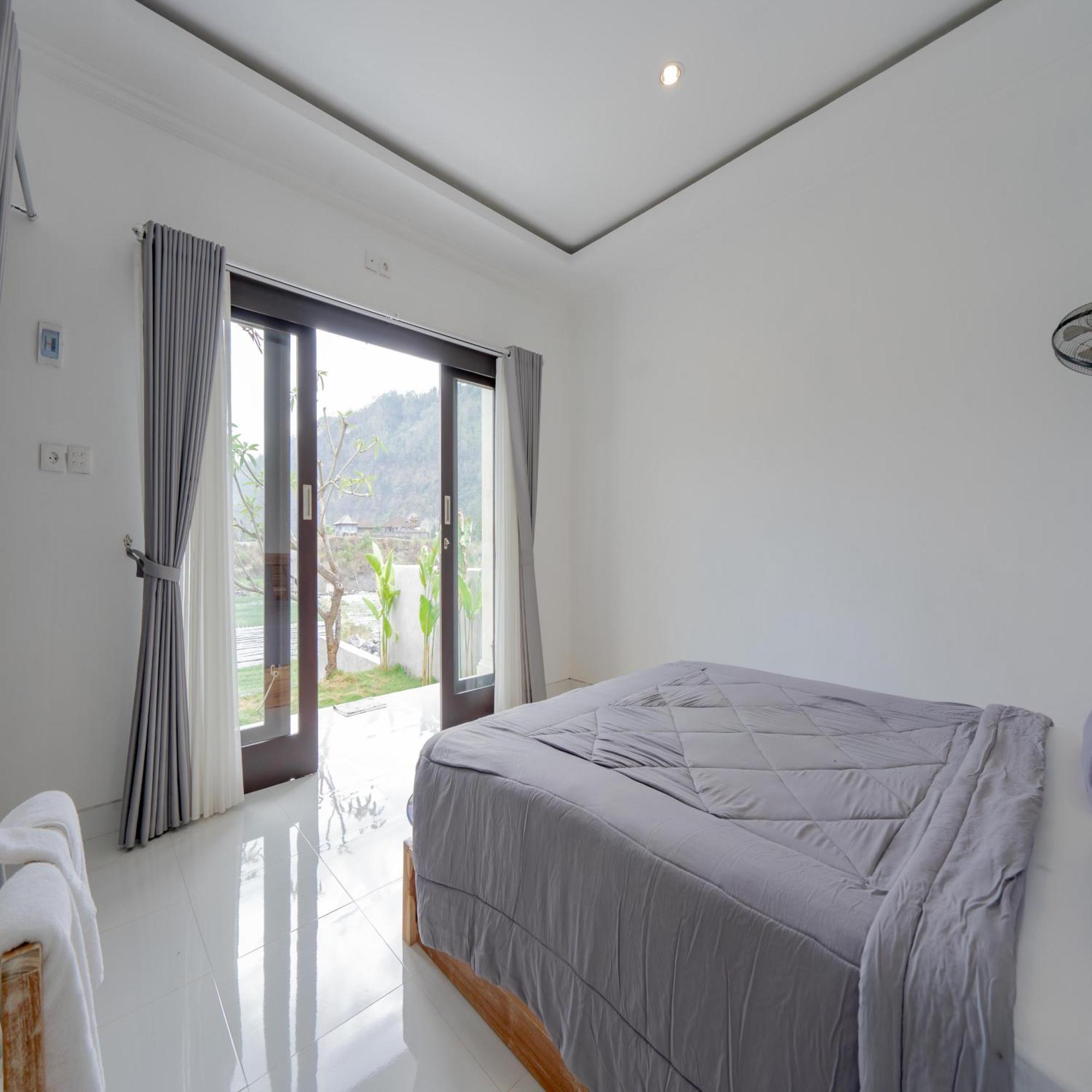 Batur Kencana Villa Mitra Reddoorz Baturaja  외부 사진