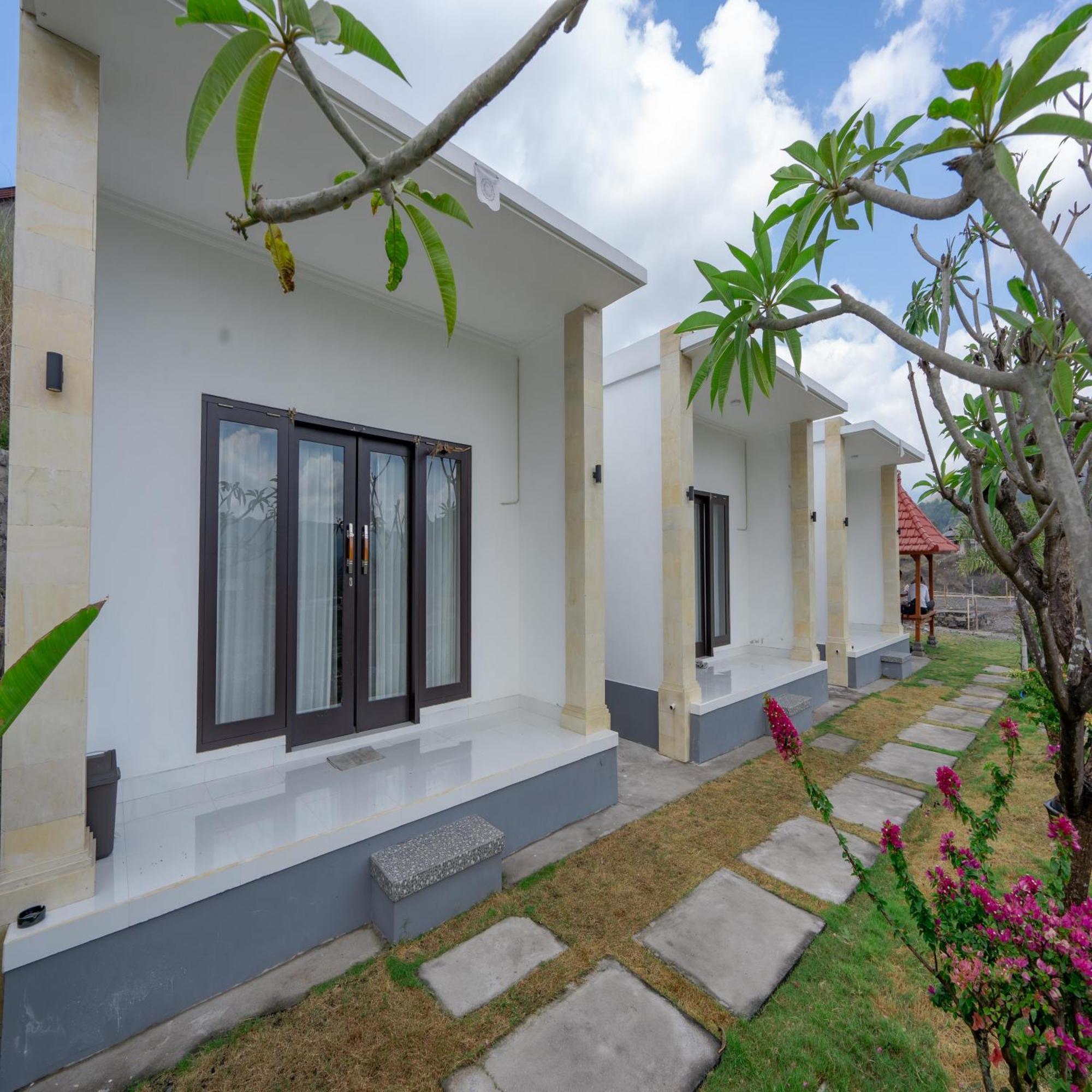 Batur Kencana Villa Mitra Reddoorz Baturaja  외부 사진